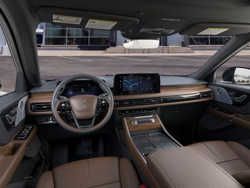 New 2026 Lincoln Aviator Reserve w/ Luxury Package AWD/4WD image 9