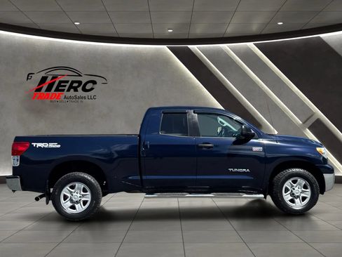 Used 2013 Toyota Tundra 2WD Double Cab w/ Tow Pkg image 4