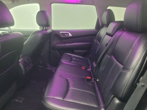 Used 2017 Nissan Pathfinder SL w/ SL Tech Package FWD image 18