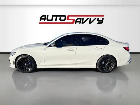 Used 2022 BMW M340i w/ Driving Assistance Package image 4