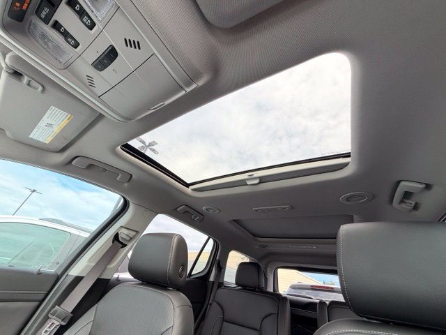 Used 2023 GMC Acadia SLT w/ Elevation Edition AWD/4WD image 25