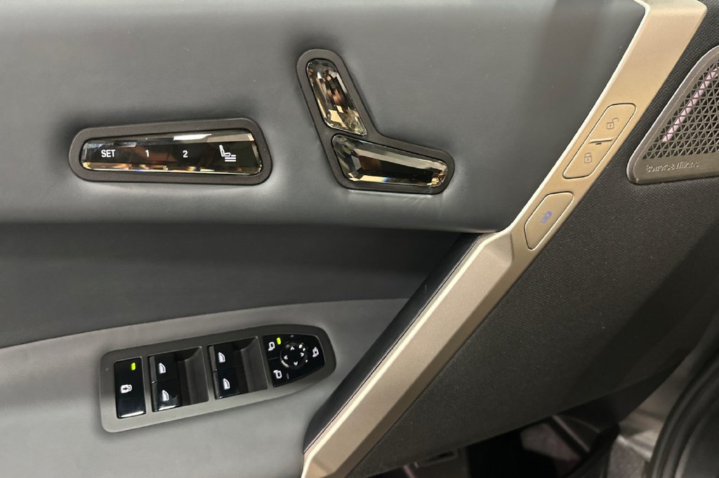 Certified 2023 BMW iX M60 AWD/4WD image 11