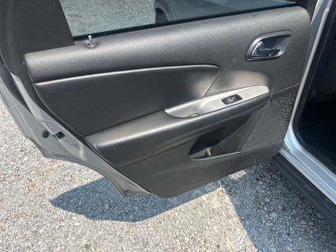 Used 2012 Dodge Journey American Value Package w/ Flexible Seating Group image 14