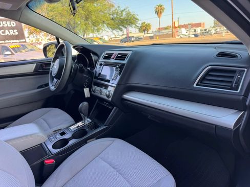 Used 2019 Subaru Outback 2.5i AWD/4WD image 35