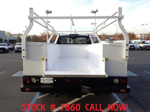 Used 2018 Ford F550 2WD Regular Cab Super Duty image 6