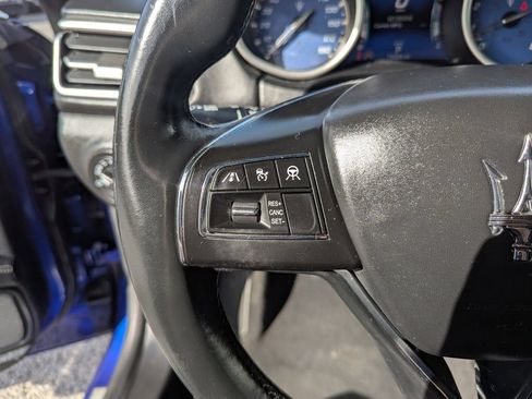 Used 2019 Maserati Ghibli S Q4 AWD/4WD image 17