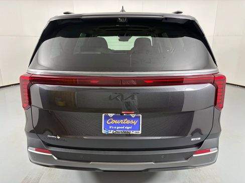 New 2026 Kia Carnival SX Prestige FWD image 7