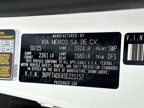 New 2025 Kia K4 LXS image 29