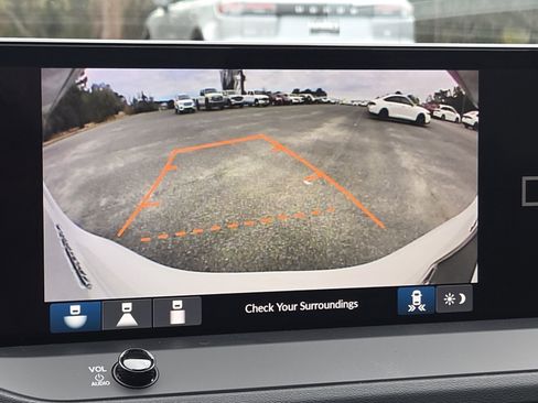 Used 2025 Honda Accord Sport image 18