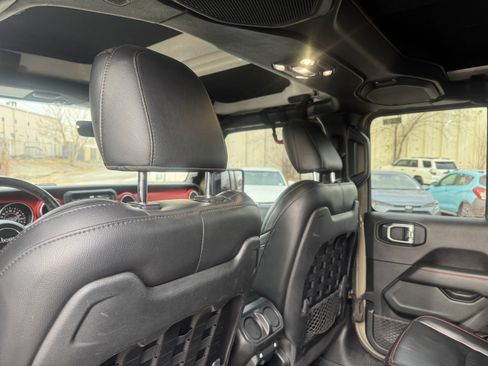 Used 2020 Jeep Gladiator Rubicon image 14