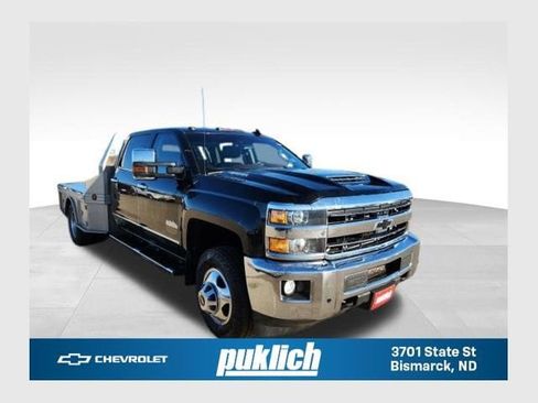 Used 2018 Chevrolet Silverado 3500 High Country image 1