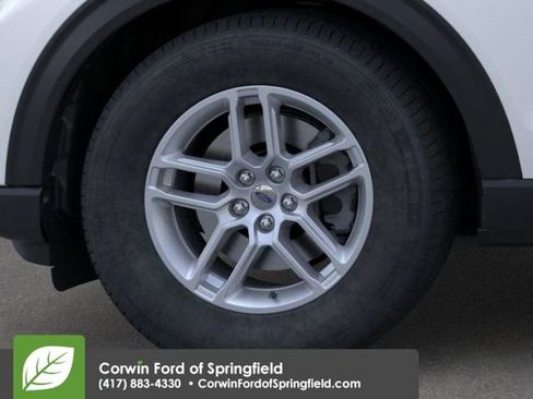 New 2026 Ford Explorer Active image 22