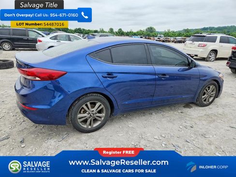 Used 2018 Hyundai Elantra SEL w/ Cargo Package FWD image 4