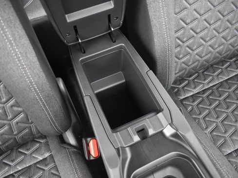 New 2026 Nissan Kicks SV w/ Illumination Package image 23