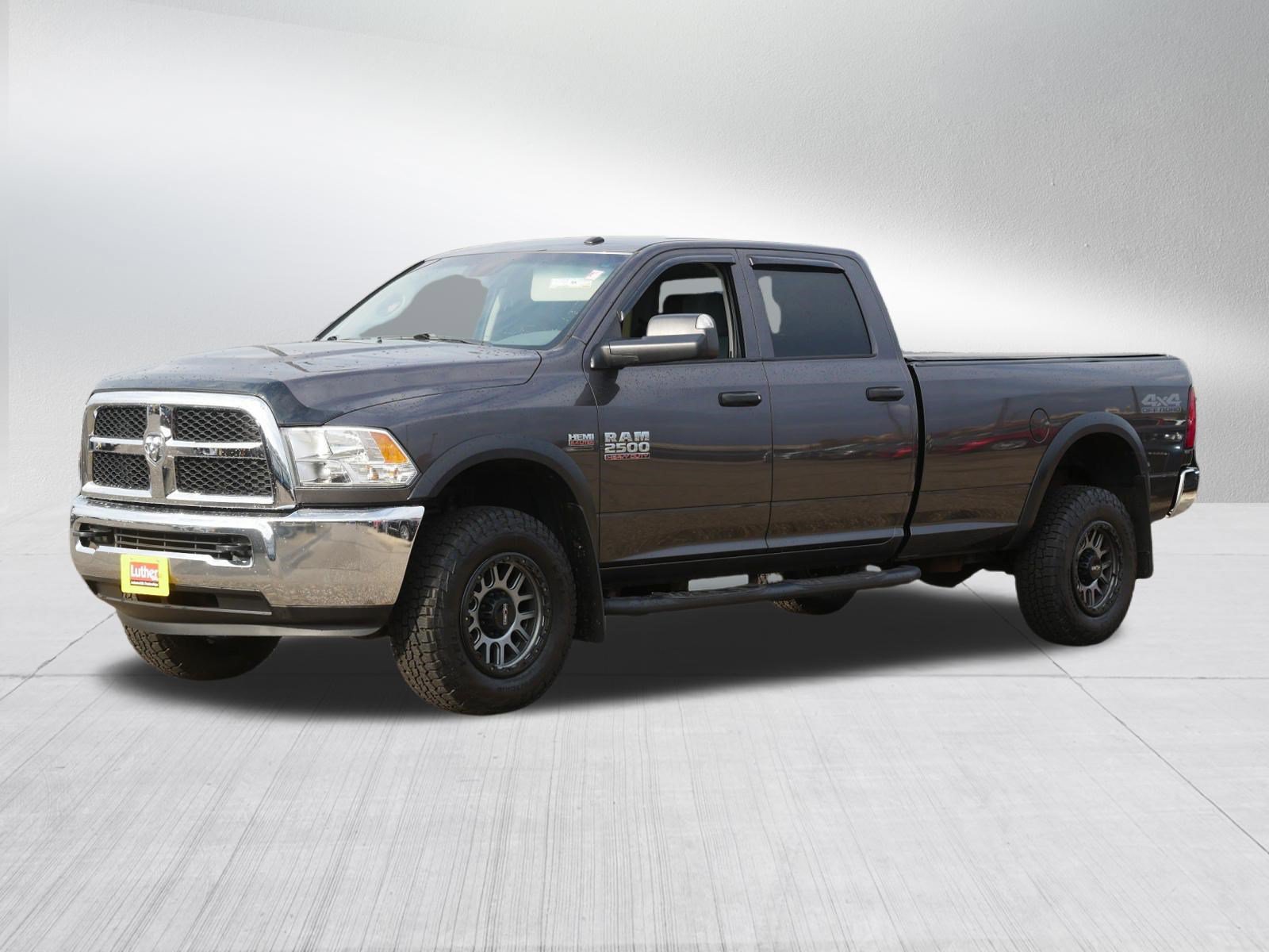 Used 2018 RAM 2500 Tradesman w/ Chrome Appearance Group AWD/4WD image 3