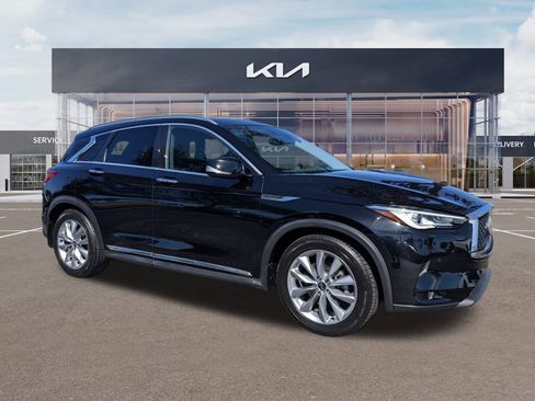 Used 2019 INFINITI QX50 Essential w/ Proactive Package image 2