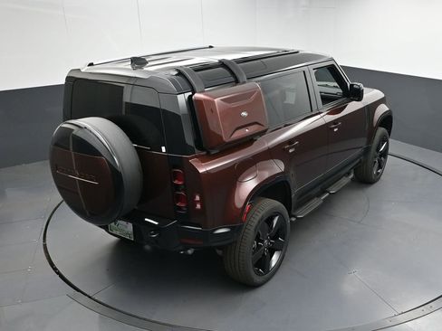 Used 2025 Land Rover Defender 110 Sedona Red Edition image 34
