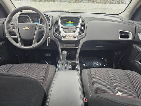 Used 2017 Chevrolet Equinox LS image 19