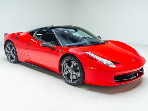Used 2011 Ferrari 458 Italia Coupe RWD image 10