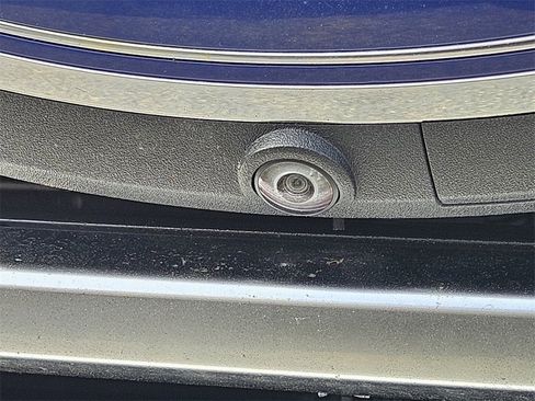 Used 2018 Ford F150 Limited image 7