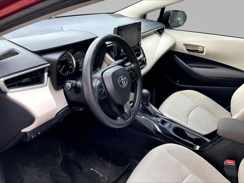 Used 2022 Toyota Corolla LE FWD image 18