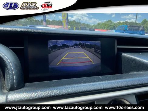 Used 2015 Lexus IS 250 RWD image 18