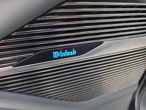 Used 2022 Jeep Grand Wagoneer Series III image 15