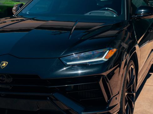Used 2024 Lamborghini Urus S AWD/4WD image 11
