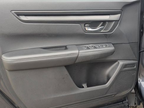 Used 2024 Honda CR-V LX image 14