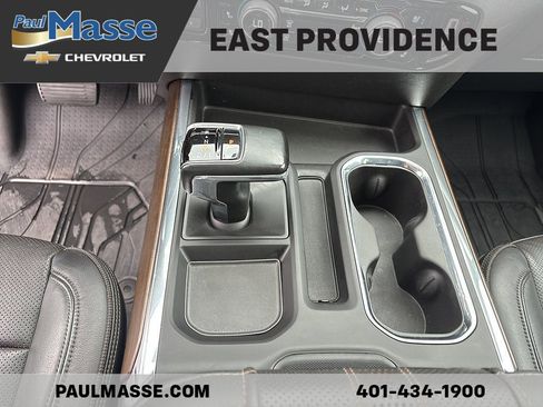 Used 2023 Chevrolet Silverado 1500 High Country w/ High Country Premium Package AWD/4WD image 17