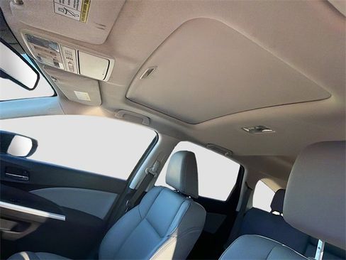 Used 2016 Honda CR-V Touring image 26