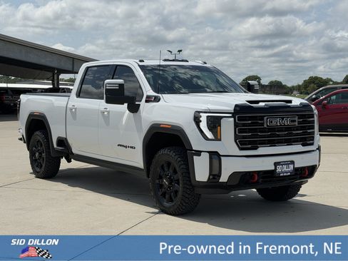 Certified 2024 GMC Sierra 2500 AT4 w/ AT4 Premium Plus Package AWD/4WD image 2