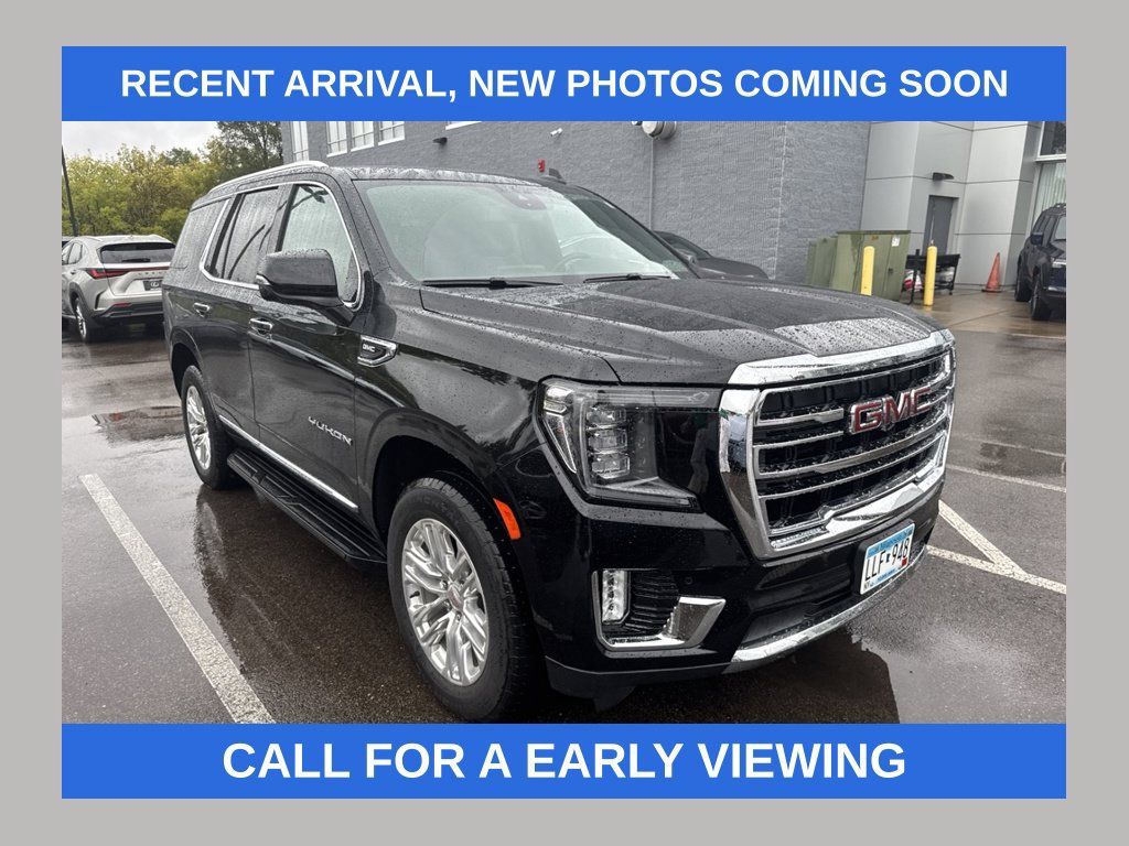 Used 2023 GMC Yukon SLT w/ SLT Luxury Package AWD/4WD image 1