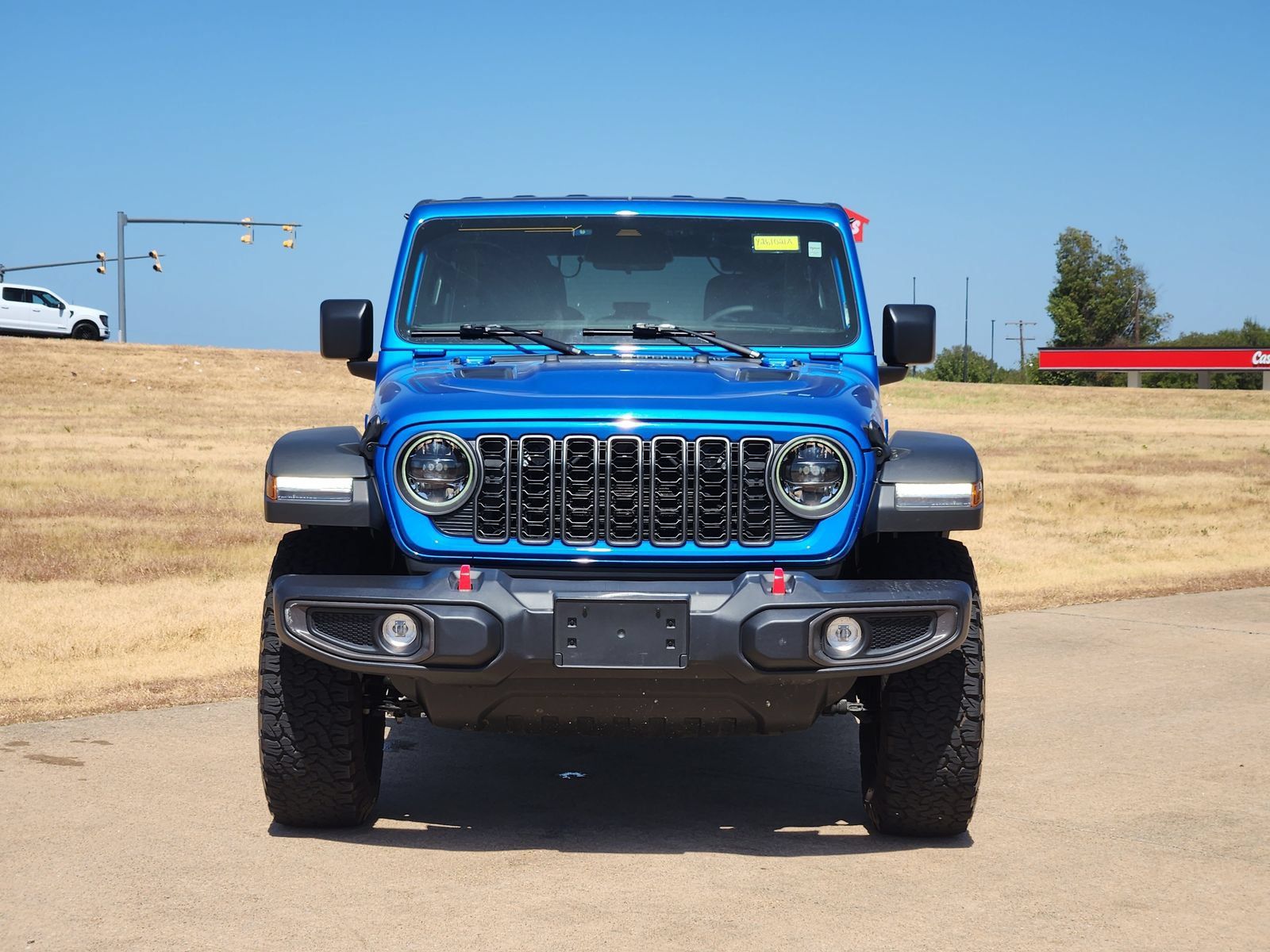 Used 2025 Jeep Wrangler Unlimited Rubicon w/ Convenience Group AWD/4WD image 6