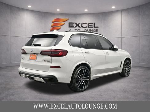 Used 2023 BMW X5 M50i w/ Executive Package image 6