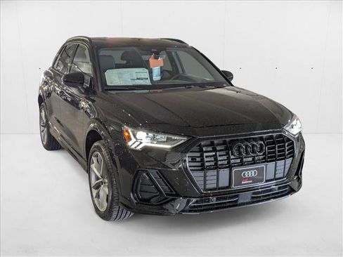 New 2025 Audi Q3 2.0T Premium image 6