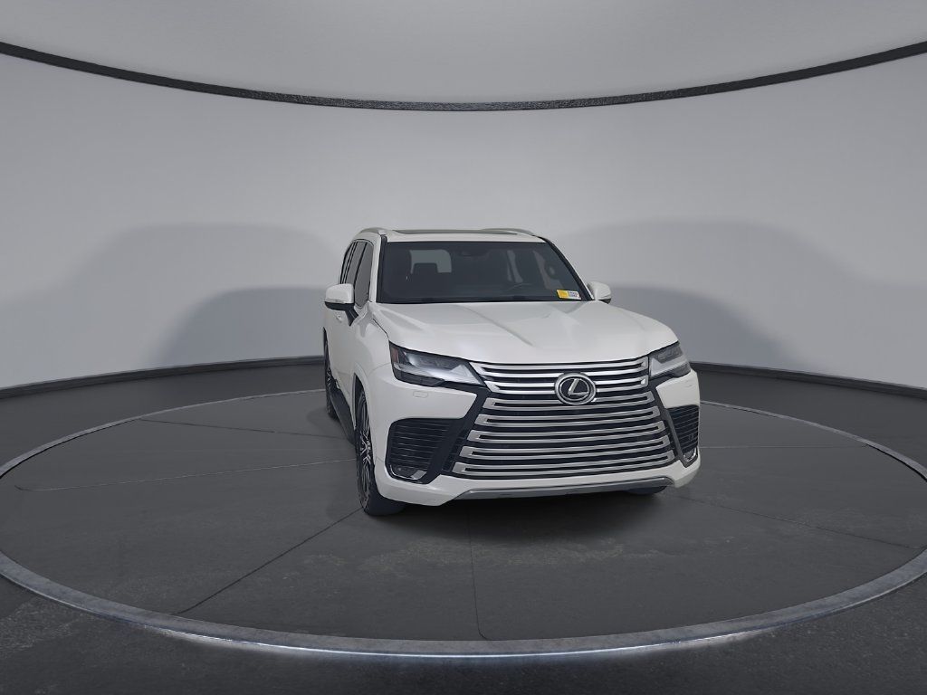 Used 2024 Lexus LX 600 4WD w/ Luxury Package image 4