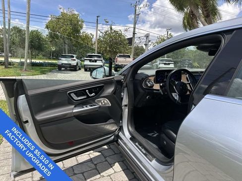 Used 2023 Mercedes-Benz EQE 500 4MATIC Sedan image 22