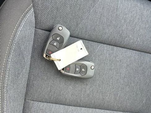 Used 2024 Chevrolet Trax LS w/ Driver Confidence Package image 28