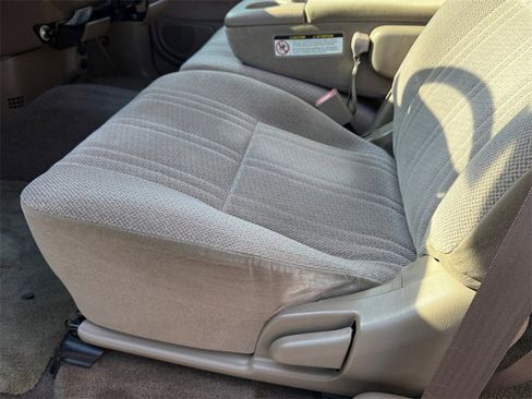 Used 2000 Toyota Tundra SR5 image 15