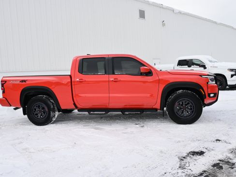 Certified 2025 Nissan Frontier PRO-4X image 5