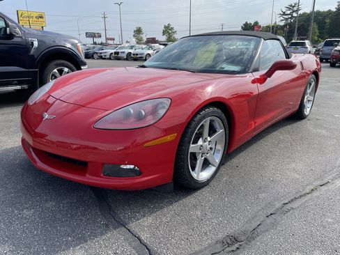 Used 2007 Chevrolet Corvette Convertible w/ Preferred Equipment Group image 4