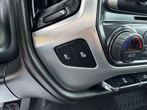 Used 2019 GMC Sierra 1500 SLE w/ SLE Value Package AWD/4WD image 19
