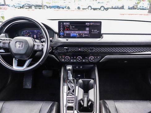 Used 2023 Honda Accord Touring image 14