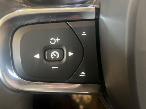 Used 2019 Volvo XC40 T5 Inscription AWD/4WD image 31