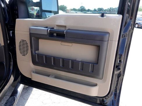 Used 2014 Ford F250 Lariat w/ Chrome Package image 36