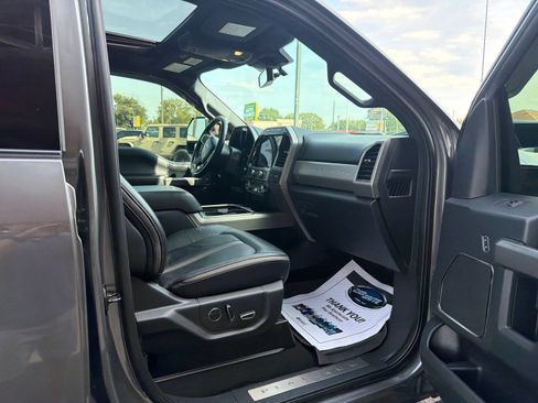 Used 2022 Ford F250 Platinum w/ Tremor Off-Road Package AWD/4WD image 6