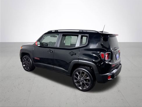 Used 2023 Jeep Renegade Latitude w/ Sun/Sound Group image 8