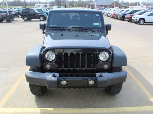 Used 2016 Jeep Wrangler Sport image 7