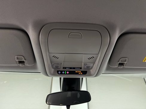 Used 2025 Chevrolet Blazer LT FWD image 64